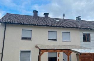 Doppelhaushälfte kaufen in 72250 Freudenstadt, Freudenstadt - DHH Doppelhaushälfte 130 m2 Wohnfläche zzgl. DG und Keller