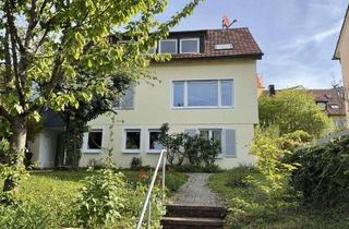 Einfamilienhaus kaufen in 73730 Esslingen, Esslingen - Freistehendes Einfamilienhaus mit ELW in Toplage