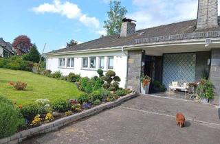 Villa kaufen in 56859 Bullay, Bullay - Gediegenes Wohnen mit Schwimmbad und schönem parkähnlich angelegtem Garten in Villenlage