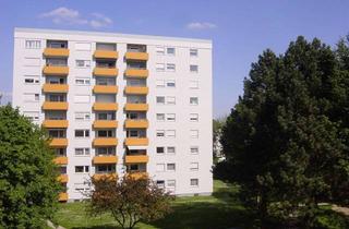 Wohnung kaufen in 93049 Westenviertel, Renovierungsbedürftige 4-Zimmer-Eigentumswohnung in Rgbg.-West