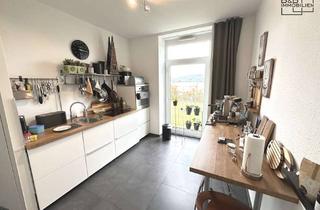 Wohnung kaufen in 54294 Trier, B&B Immobilien: Stilvolle 3-Zimmer-Altbauwohnung mit Terrasse und Gartenfläche in Trier-Feyen
