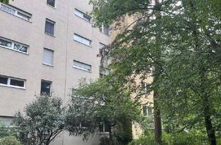 Wohnung kaufen in 90473 Langwasser, Gepflegte 2-Zimmer-Wohnung im 2. OG mit Balkon in Nürnberg-Langwasser Südwest