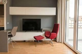 Wohnung kaufen in 12489 Adlershof, Top-Kapitalanlage: Lichtdurchflutetes Studio mit Balkon, Einbauküche und Mietpool-Option