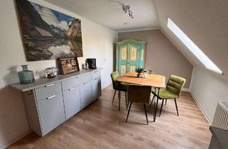 Wohnung kaufen in 04442 Zwenkau, Vermietete instandgesetzte 4-Raum-Eigentumswohnung in gepflegtem 1960er-Siedlungshaus in Zwenkau