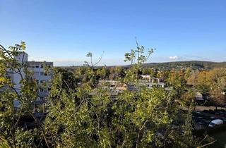 Wohnung kaufen in Heinrich-Maurer-Str. 10, 79312 Emmendingen, Lichtdurchflutete 2-Zimmer-Wohnung im 7. OG mit Loggia