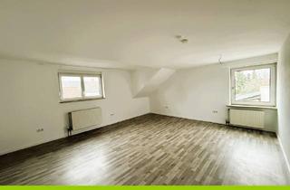 Wohnung mieten in 85055 Ingolstadt, 2-Zimmer-Dachgeschosswohnung mit Küche und Garage