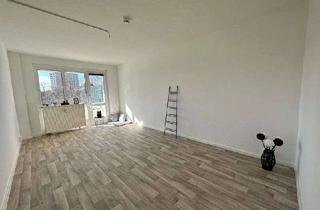 Wohnung mieten in Kavalierstr. 57, 06844 Innenstadt, Kleine 2 Raum Wohnung mit Balkon