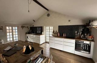 Wohnung mieten in 55283 Nierstein, "Das blaue Haus" Traumhaft schöne Wohnung im Garten eines ehem. Weingutes