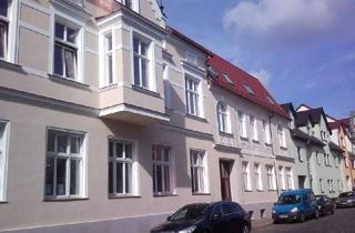 Wohnung mieten in Hauptstraße 21, 15938 Golßen, ### schöne 3-Raum Wohnung, Zentrum Golßen, 300 Meter zum Einkaufen und Bäcker ###