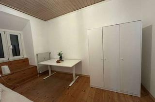 Wohnung mieten in Augustastraße, 51065 Mülheim, Gemütliche Dachgeschosswohnung in zentraler Lage von Köln-Mülheim