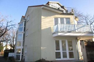 Wohnung mieten in Ruppiner Chaussee 297, 13503 Heiligensee, 2,5 Zimmer warten im Dachgeschoss samt Balkon auf neue Bewohner!