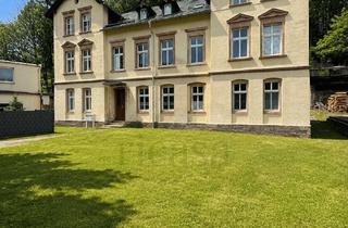 Wohnung mieten in Untere Hauptstraße 39, 09235 Burkhardtsdorf, Lichtdurchflutete Dachgeschosswohnung mit großzügigem Schnitt und viel Stauraum