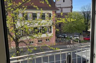 Wohnung mieten in Schloßberg 21, 75175 Innenstadt, Sehr schöne und helle 3- Zimmer Wohnung, sehr gut als Studenten-WG geeignet