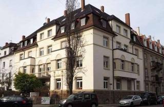 Wohnung mieten in 76185 Weststadt, 3 Zimmer Altbauwohnung in der Weststadt