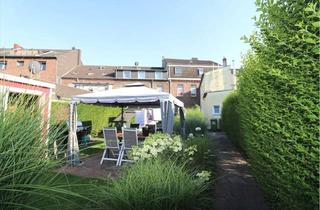 Haus kaufen in 47918 Tönisvorst, * CHARAKTERVOLLES STADTHAUS MIT GARTEN! MFH, 4WE, 2 Garagen zentral in St. Tönis *