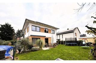 Villa kaufen in 13053 Alt-Hohenschönhausen, Exklusive & neuwertige Stadtvilla – Architektur, Komfort und Technik auf Premium-Niveau