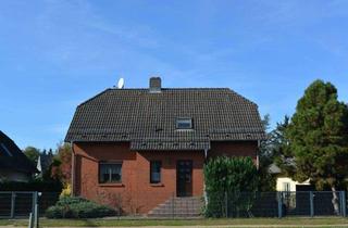 Haus kaufen in Kaulsdorferstrasse, 12621 Kaulsdorf, EFH mit Keller und ein altes Haus 50 m² ( wohnen oder Büro )