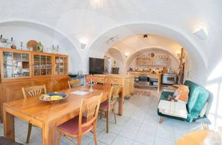 Haus kaufen in 94133 Röhrnbach, Individuelles Stadthaus am Marktplatz in Röhrnbach