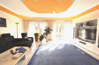 Haus kaufen in 91480 Markt Taschendorf, Gepflegtes Zweifamilienhaus mit sechs Stellplätzen in Markt Taschendorf