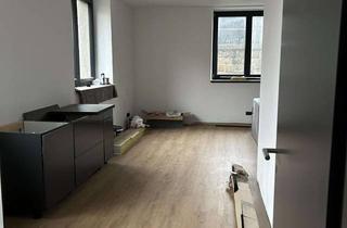 Haus kaufen in 95028 Innenstadt, 2 Gewerbeeinheiten in Eigentumswohnanlage