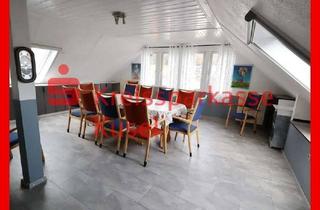 Haus kaufen in 66903 Altenkirchen, Multifunktionale Immobilie: Ideal für private Wohngruppen