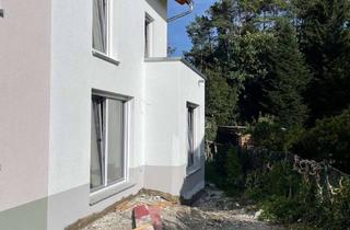 Doppelhaushälfte kaufen in 82335 Berg, Neubau ! Massiver Ziegelbau ! Doppelhaushälfte in ruhiger Waldrandlage !