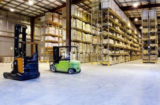 Gewerbeimmobilie mieten in 41468 Neuss, Flexibel nutzbar | Modern | Rampen