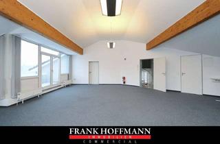 Büro zu mieten in 24558 Henstedt-Ulzburg, In verkehrsgünstiger Lage! Bürofläche mit Loggia in Henstedt-Ulzburg