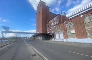 Büro zu mieten in 25524 Itzehoe, Sensationelle Lage in Itzehoe! Büroflächen mit historischem Flair am Hafen! OTTO STÖBEN!