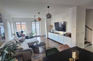 Immobilie mieten in 61206 Wöllstadt, Möbliertes, modernes Haus mit Garten und Dachterrasse für Singles oder Paare in Wöllstadt