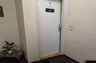 Immobilie mieten in Gustav-Schmidt-Platz, 06120 Dölau, Schöne 2 Rauwohnung