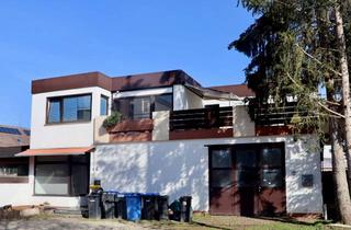 Gewerbeimmobilie kaufen in 79249 Merzhausen, Ideal für Handwerker Wohnen 225qm WF Werkstatt Ausstellung Verkauf 260qm GF Merzhausen frei