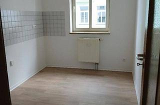 Wohnung mieten in Elisabethstr. 23, 08491 Netzschkau, Schöne 2-Raum-Wohnung mit Terrasse und Stellplatz in ruhiger Wohnlage