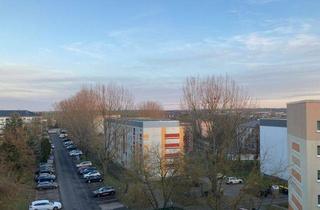 Wohnung mieten in Straße Der Jugend 19, 04720 Döbeln, sanierte 3 Raum Wohnung mit Balkon
