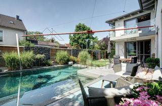 Einfamilienhaus kaufen in 82205 Gilching, VERKAUF: Traumhaus in ruhiger Lage – Pool, Sauna & Whirlpool inklusive!