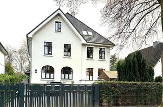Wohnung kaufen in 22926 Ahrensburg, Von Privat, Luxuriöse und moderne 3-4Zimmer Wohnung im Villenviertel