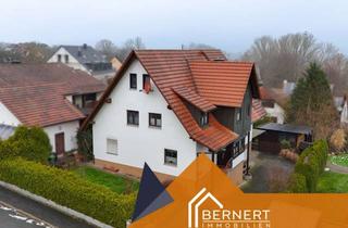 Wohnung kaufen in 91362 Pretzfeld, Großzügige Erdgeschosswohnung mit überdachter Terrasse und Hobbyräumen in der Fränkischen Schweiz