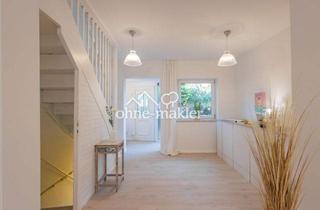 Reihenhaus kaufen in 22175 Hamburg, Lichtdurchflutetes Reihenhaus mit Garage & Garten in Bramfeld