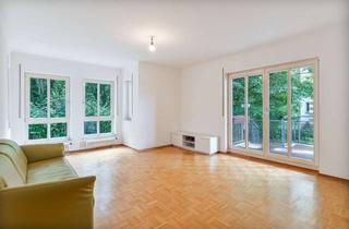 Wohnung kaufen in 13053 Alt-Hohenschönhausen, Grüne Stadtoase – Stilvolle Garten-Maisonette mit Balkon und viel Platz