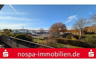 Wohnung kaufen in 24837 Schleswig, Hier zieht man gerne ein - Modernisierte 3-Zimmer-Wohnung mit Blick auf die Schlei und Balkon!