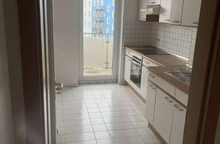 Wohnung mieten in Gutenbergstraße, 14476 Potsdam, Gepflegte 2-Zimmer-Wohnung mit Balkon im 2. OG in Brandenburg Neustadt