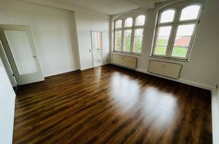 Wohnung mieten in Magdeburger Straße 19B, 14770 Altstadt, Helle 3 Zimmer-Whg im schönen Altbau!