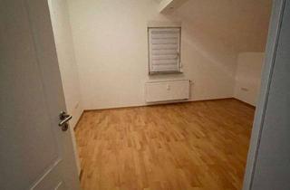 Wohnung mieten in Prinzenstr. 11, 67065 Mundenheim, 3-Zimmer Dachgeschosswohnung in Ludwigshafen-Mundenheim