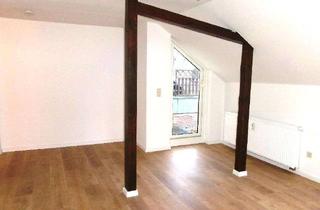 Wohnung mieten in Haupstr. 11, 08236 Ellefeld, Ellefeld: charmante 2 Zi. m. großer Dachterrasse