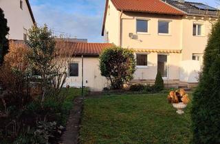 Wohnung mieten in 72108 Rottenburg, Frisch renovierte Doppelhaushälfte mit Garten und Garag