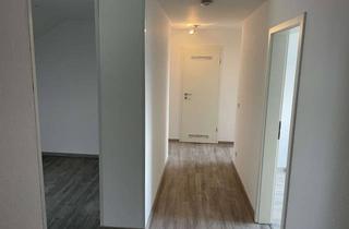 Wohnung mieten in 42289 Wuppertal, Freundliche, vollständig renovierte 3-Zimmer-Dachgeschosswohnung zur Miete in Wuppertal