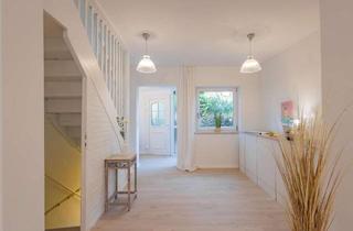 Reihenhaus kaufen in 22175 Bramfeld, Lichtdurchflutetes Reihenhaus mit Garage & Garten in Bramfeld