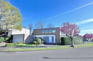 Haus kaufen in 52428 Jülich, 2 Häuser + Doppelgarage + 5 Stellplätze + Anbau- und Aufstockungsmöglichkeiten Jülich Stadt