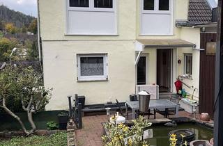 Haus kaufen in 57555 Brachbach, Teilweise modernisiert! Großes Wohnhaus mit viel Potential in Brachbach * Garage, Garten....