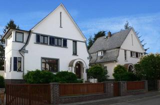 Haus mieten in Hallhüttenweg 22, 63322 Rödermark, Exklusive Villa in Rödermark mit 170 m² Wohnfläche